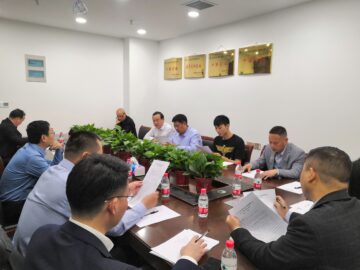 河南省建筑業協會建筑修繕分會次理事會在朝欽節能鄭州營銷中心舉行
